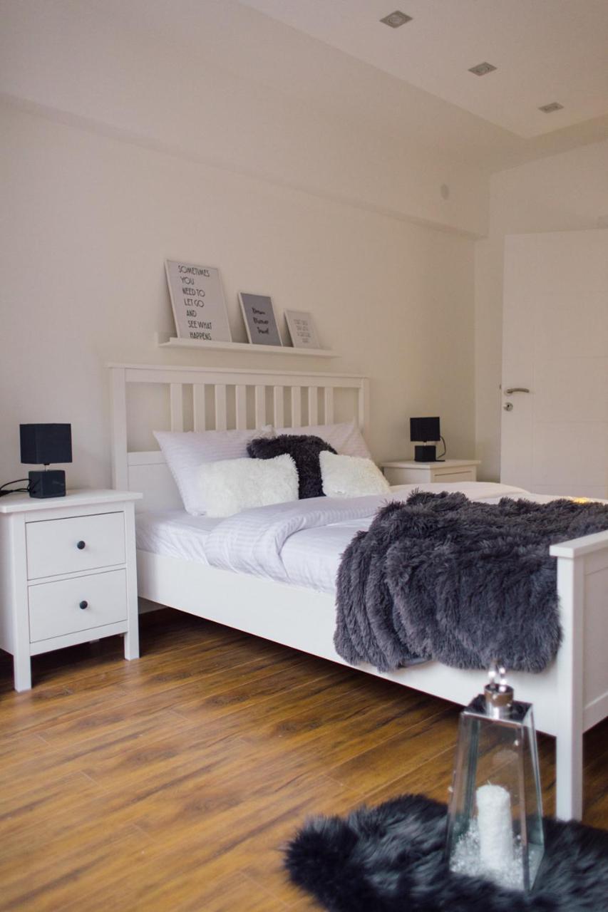 New Center Apartments Ni Exteriör bild