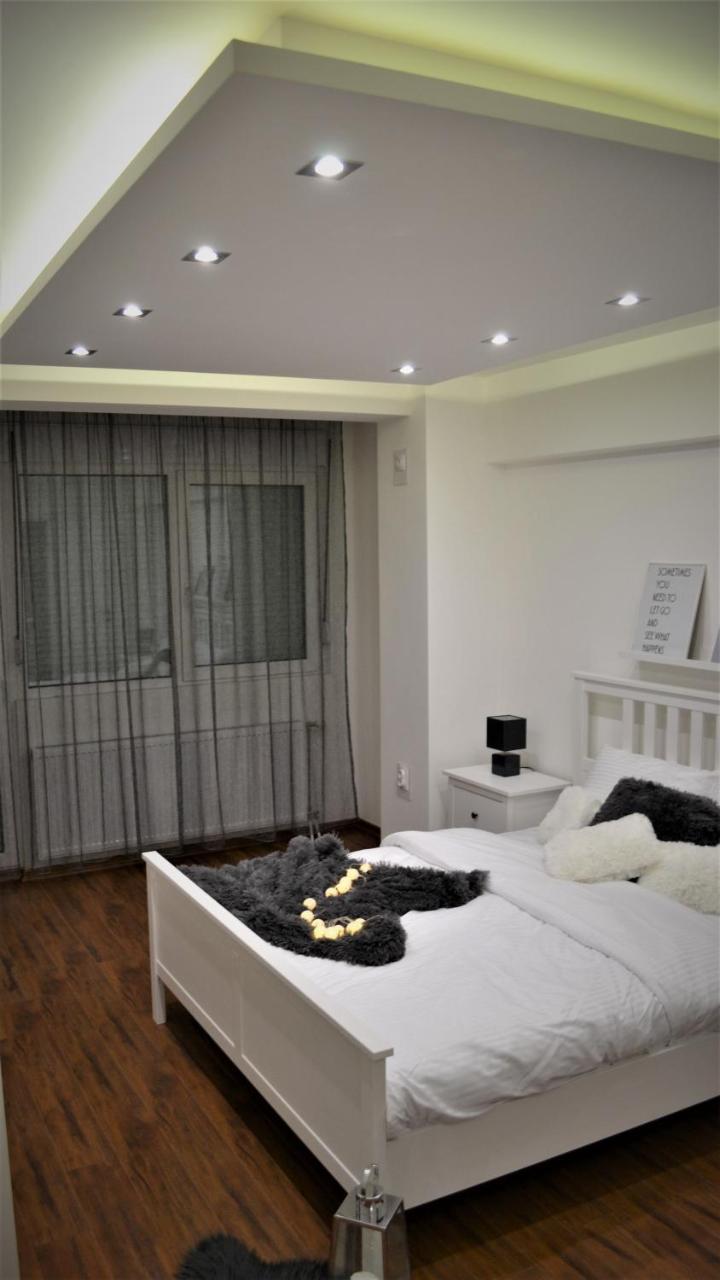 New Center Apartments Ni Exteriör bild